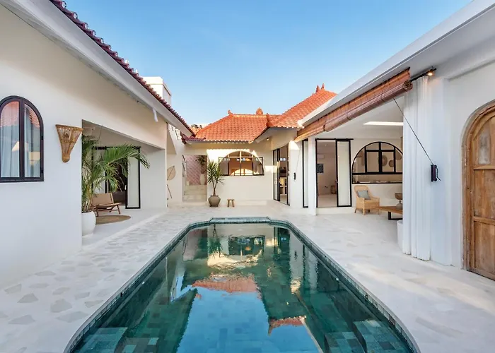 Casa Adem - Modern & Trendy 3br In Seminyak, 10 Minutes To The With Private Pool * Seminyak