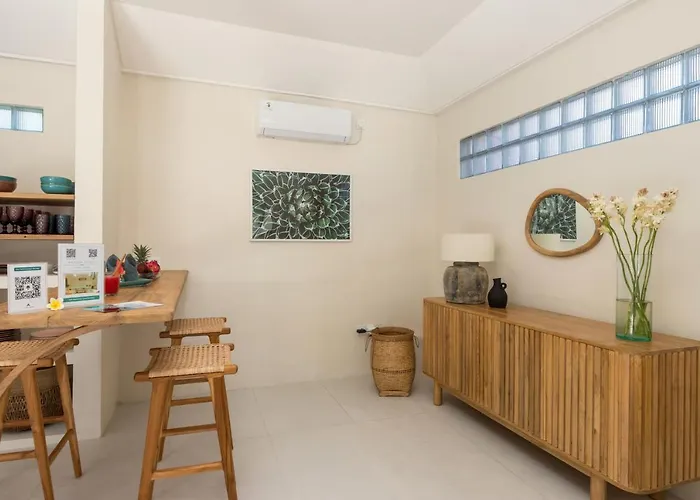 Villa Casa Adem - Modern & Trendy 3br In Seminyak, 10 Minutes To The With Private Pool Seminyak