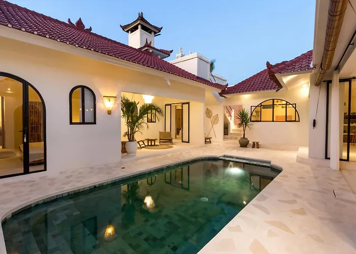 Casa Adem - Modern & Trendy 3br In Seminyak, 10 Minutes To The With Private Pool Villa