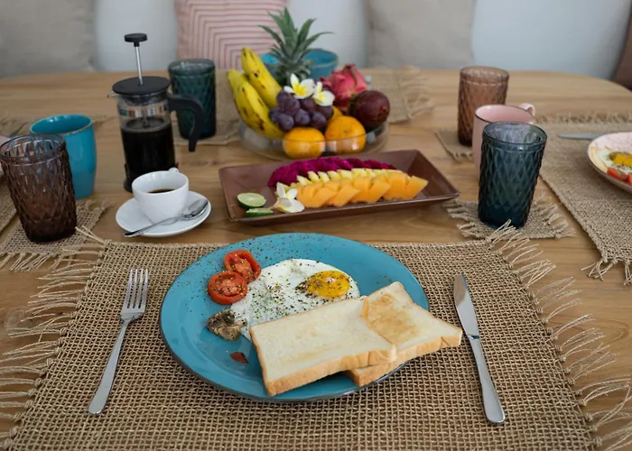 Villa Casa Adem - Modern & Trendy 3br In Seminyak, 10 Minutes To The With Private Pool *