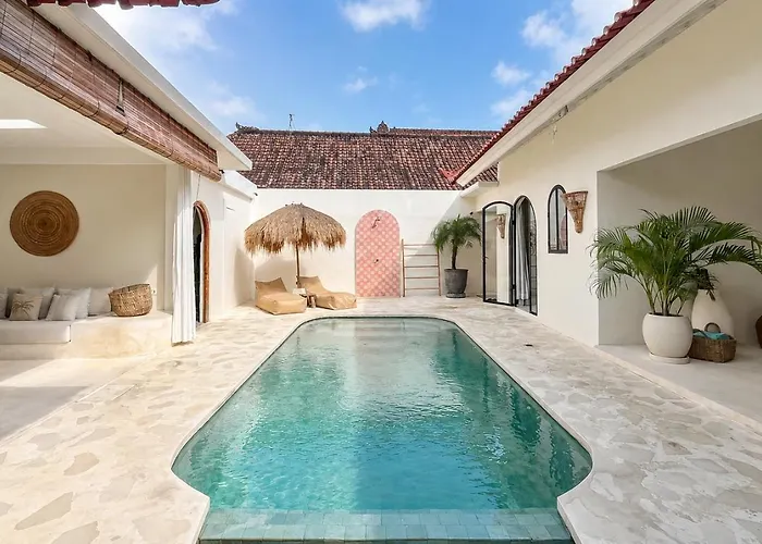 Casa Adem - Modern & Trendy 3br In Seminyak, 10 Minutes To The With Private Pool Villa